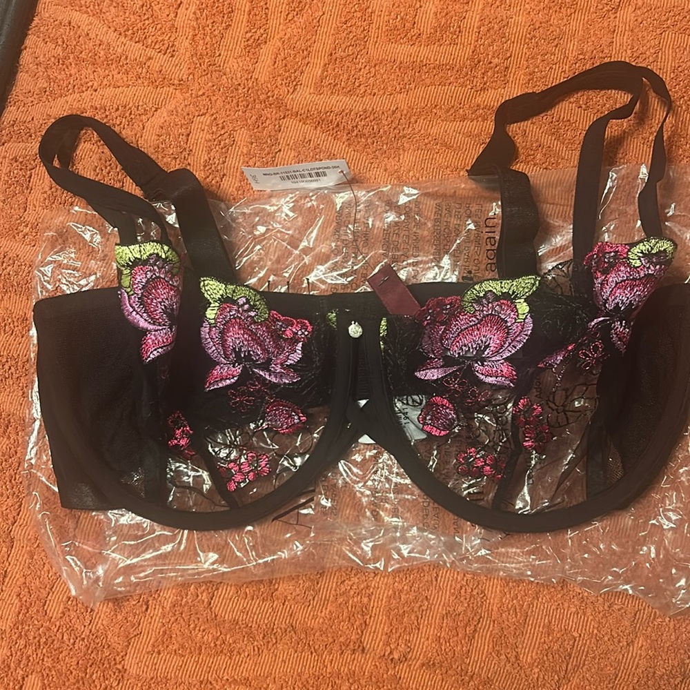 Adore Me Discontinued Matching Bra and Panty Set 36H